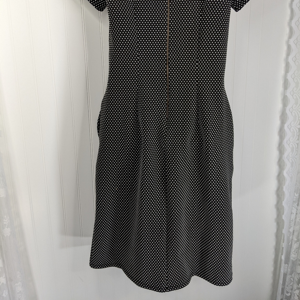 ESHAKTI Mini Polka Dot Shift Dress Sz 6 - Picture 9 of 13
